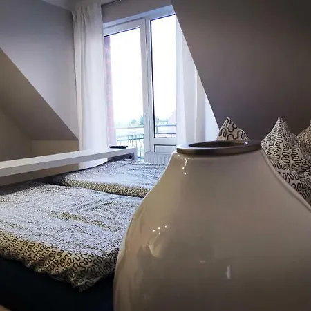 Sealounge 239 アパート